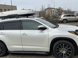 Toyota Highlander 2019 года за 25 555 555 тг. в Петропавловск – фото 2