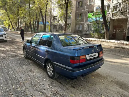 Volkswagen Vento 1994 года за 690 000 тг. в Алматы – фото 5