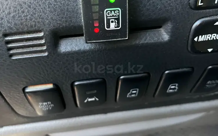 Toyota Alphard 2004 года за 7 500 000 тг. в Атырау
