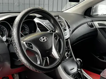 Hyundai Elantra 2015 года за 6 680 000 тг. в Актобе – фото 8