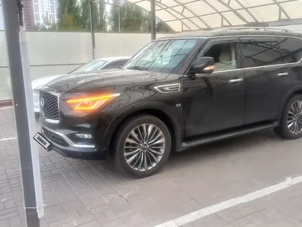 Infiniti QX80 2019 года за 18 000 000 тг. в Астана