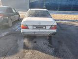 Mercedes-Benz E 200 1991 годаүшін1 300 000 тг. в Семей – фото 4