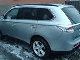 Mitsubishi Outlander 2013 года за 6 500 000 тг. в Караганда – фото 2