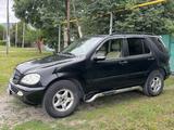 Mercedes-Benz ML 320 2001 годаүшін5 046 513 тг. в Алматы – фото 2