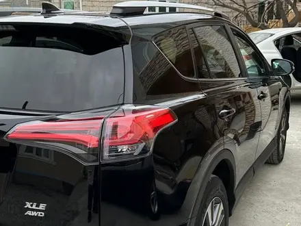 Toyota RAV4 2018 года за 13 200 000 тг. в Астана – фото 4