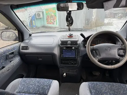 Toyota Ipsum 1997 года за 3 300 000 тг. в Усть-Каменогорск – фото 10