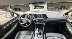 Hyundai Sonata 2022 года за 11 800 000 тг. в Алматы – фото 4
