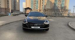 Hyundai Sonata 2022 года за 11 800 000 тг. в Алматы – фото 2