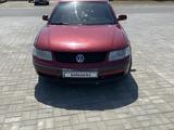 Volkswagen Passat 1997 года за 700 000 тг. в Атырау