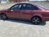 Volkswagen Passat 1997 года за 700 000 тг. в Атырау – фото 3