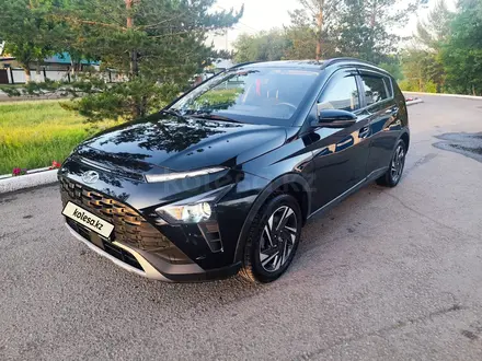 Hyundai Bayon 2023 года за 6 750 000 тг. в Караганда – фото 2