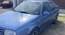 Volkswagen Vento 1992 года за 1 350 000 тг. в Есик – фото 2