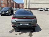 Hyundai Elantra 2023 годаүшін7 850 000 тг. в Караганда – фото 5