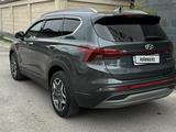 Hyundai Santa Fe 2022 года за 19 100 000 тг. в Шымкент – фото 2