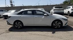 Hyundai Elantra 2026 года за 9 400 000 тг. в Алматы – фото 4