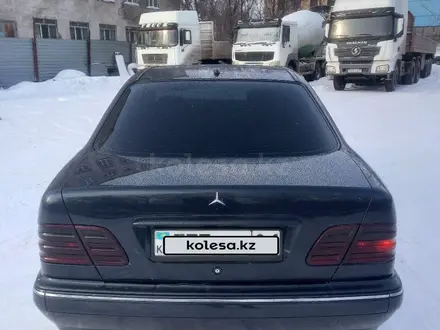 Mercedes-Benz E 320 2000 года за 3 500 000 тг. в Астана – фото 7