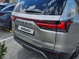 Lexus LX 700h 2026 годаүшін108 000 000 тг. в Астана – фото 4