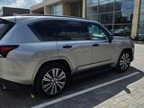 Lexus LX 700h 2026 годаүшін108 000 000 тг. в Астана – фото 5