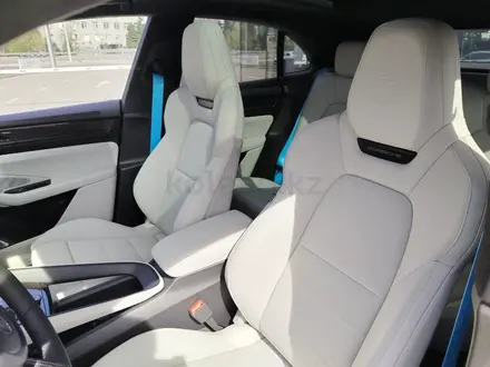 Porsche Macan Turbo 2025 года за 89 400 000 тг. в Алматы – фото 7