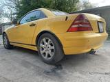 Mercedes-Benz SLK 230 1998 годаүшін4 200 000 тг. в Актобе – фото 3