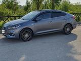 Hyundai Accent 2018 года за 7 300 000 тг. в Шымкент – фото 3