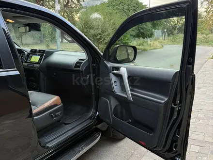 Toyota Land Cruiser Prado 2023 года за 34 500 000 тг. в Алматы – фото 17