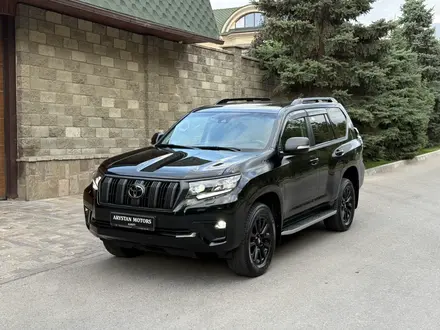 Toyota Land Cruiser Prado 2023 года за 34 500 000 тг. в Алматы – фото 3
