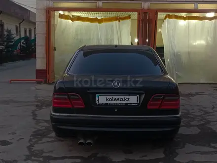 Mercedes-Benz E 280 1998 года за 2 799 999 тг. в Алматы