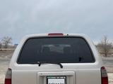 Toyota Hilux Surf 1997 годаfor4 000 000 тг. в Алматы – фото 2