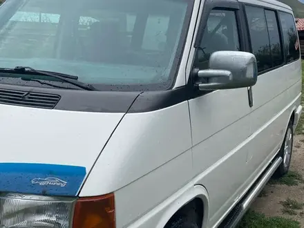 Volkswagen Multivan 1995 года за 6 150 000 тг. в Усть-Каменогорск – фото 2