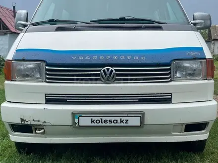 Volkswagen Multivan 1995 года за 6 150 000 тг. в Усть-Каменогорск – фото 4