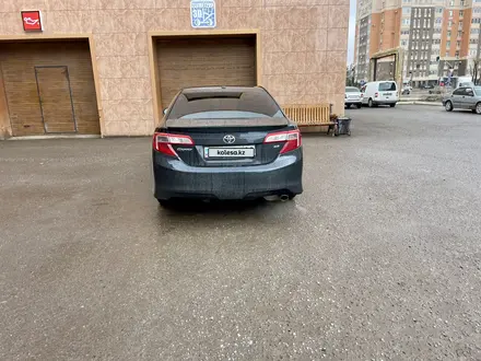 Toyota Camry 2012 года за 8 000 000 тг. в Караганда – фото 13