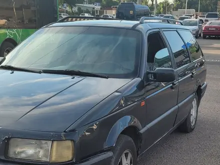 Volkswagen Passat 1993 года за 1 399 000 тг. в Алматы – фото 2