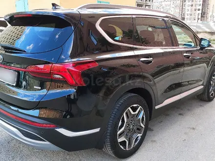 Hyundai Santa Fe 2021 года за 16 500 000 тг. в Актау – фото 2