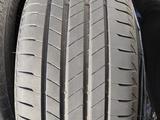 Bridgestone 245/45/18 Y100 RFT (Run Flat) за 440 000 тг. в Астана – фото 3