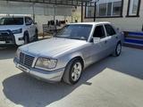 Mercedes-Benz E 280 1993 года за 2 700 000 тг. в Актау – фото 3