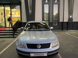 Volkswagen Passat 1996 годаүшін2 500 000 тг. в Шымкент