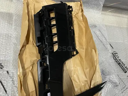 Правый накладка решетки Lexus LX600 за 55 000 тг. в Шымкент – фото 2