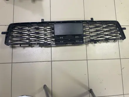 Орг. Решетка c отверстием под круиз радар На 4runner от 2013 за 30 000 тг. в Караганда