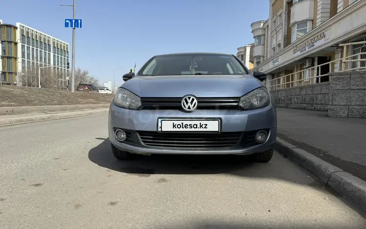 Volkswagen Golf 2010 года за 4 800 000 тг. в Астана