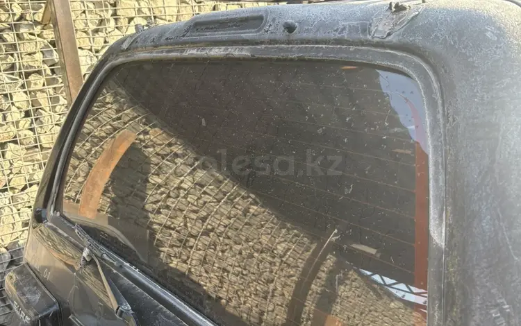 Стекло багажника за 30 000 тг. в Алматы