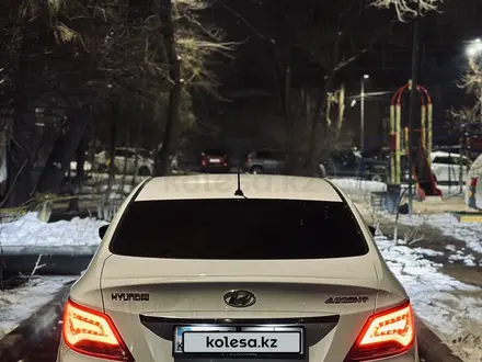 Hyundai Accent 2015 года за 6 000 000 тг. в Астана