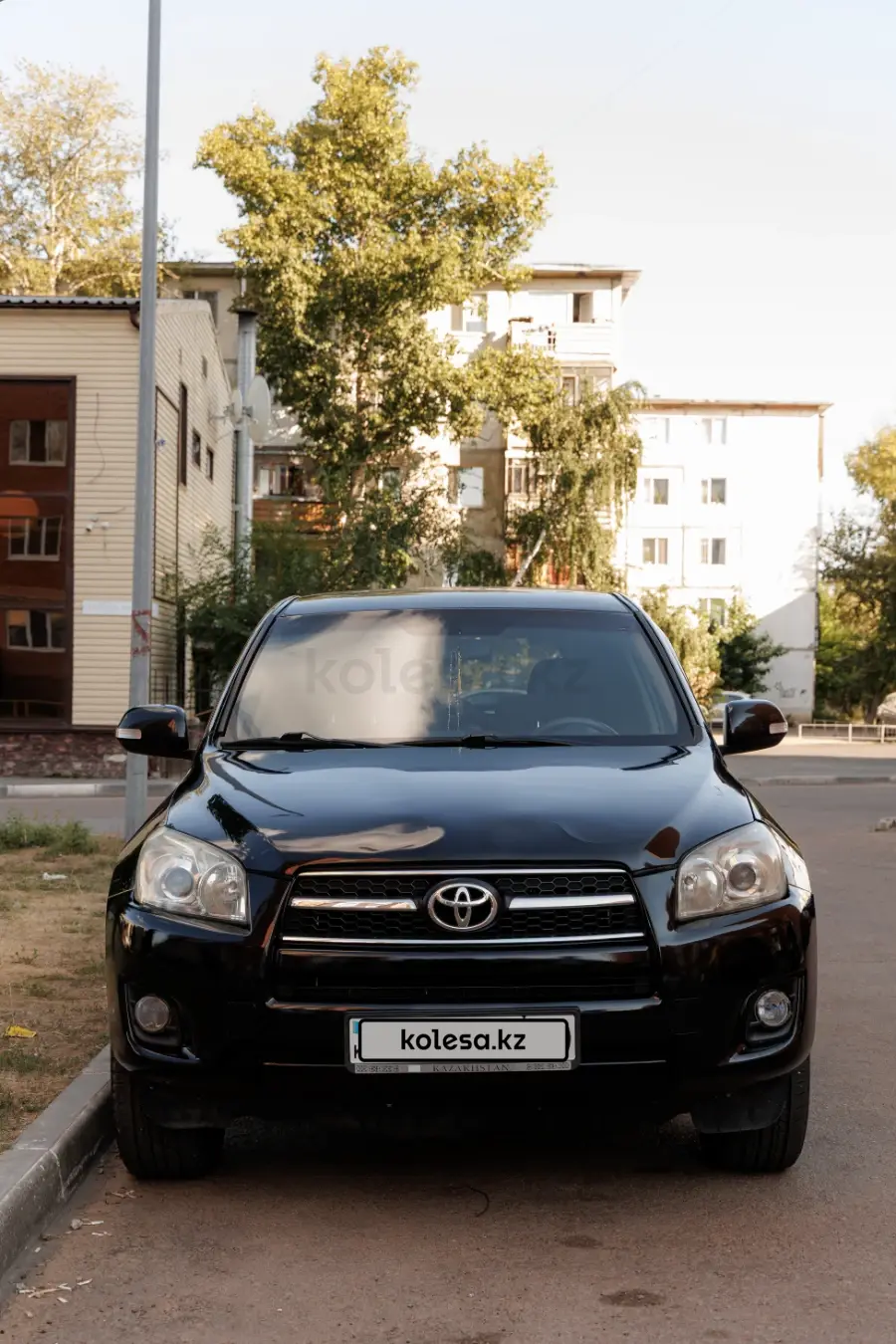 Toyota RAV4, 2010