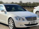 Mercedes-Benz S 350 2007 годаүшін7 900 000 тг. в Астана – фото 4