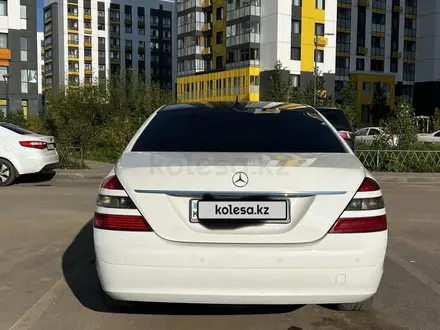 Mercedes-Benz S 350 2007 года за 7 900 000 тг. в Астана – фото 2
