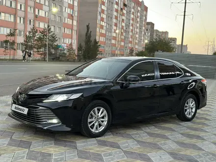 Toyota Camry 2019 года за 12 800 000 тг. в Семей – фото 3