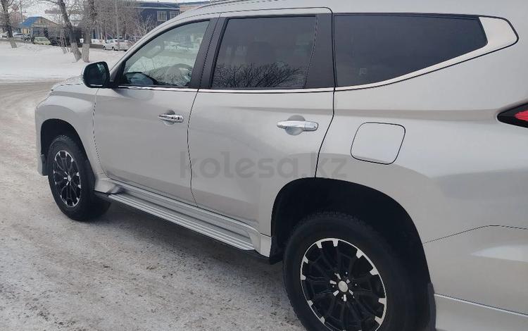 Mitsubishi Montero Sport — миниатюра 5