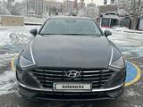 Hyundai Sonata 2023 года за 15 700 000 тг. в Алматы – фото 2