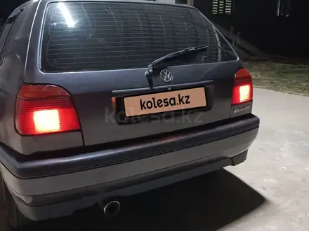 Volkswagen Golf 1993 года за 1 800 000 тг. в Сарыагаш – фото 12