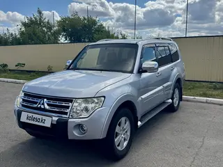 Mitsubishi Pajero, 2008